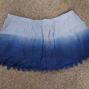 Blue crop top